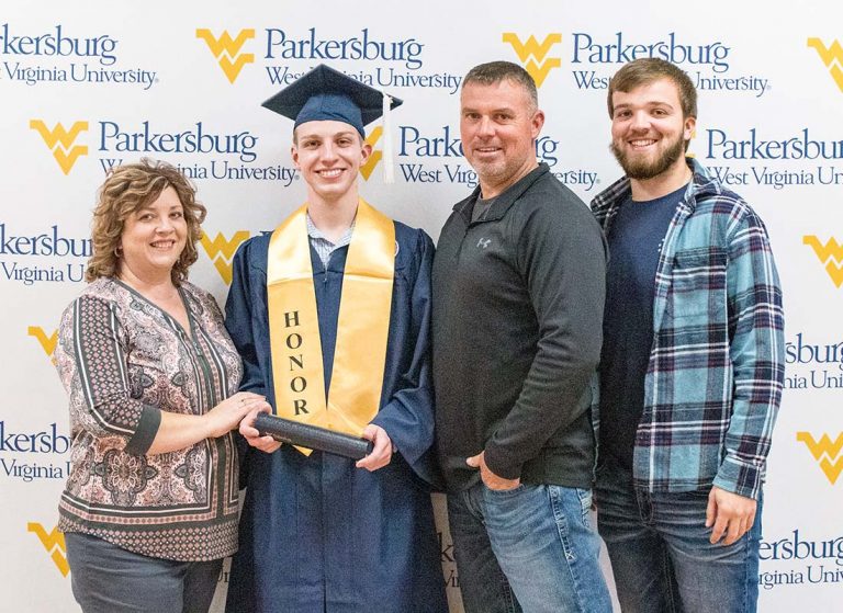 Fall 2021 WVU Parkersburg Graduates Announced